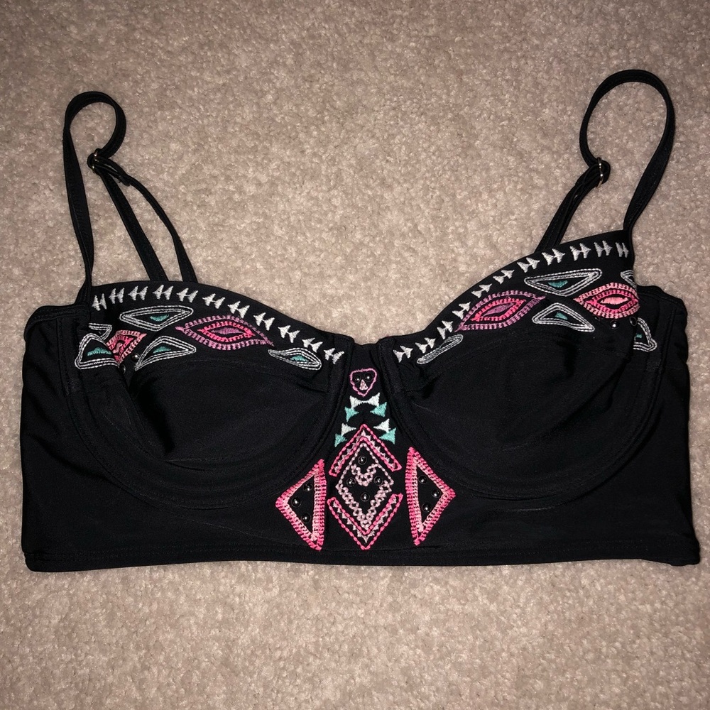Bathing suit top